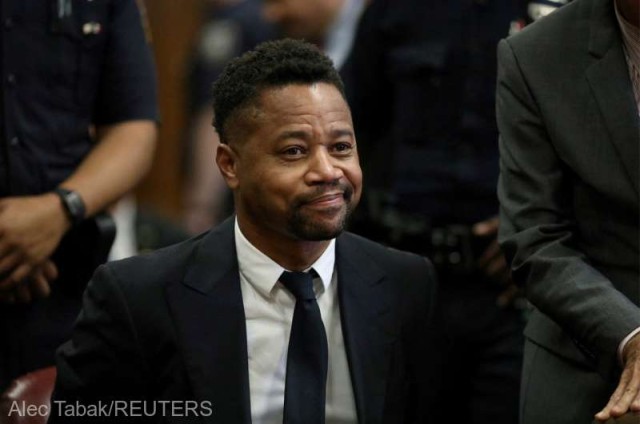 Actorul american Cuba Gooding Jr recunoaşte că a sărutat cu forţa o chelneriţă
