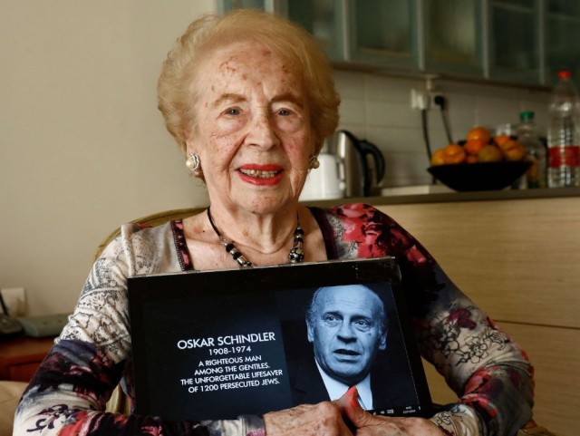 Secretara lui Schindler, care a salvat sute de evrei de execuţiile naziste, a murit la 107 ani