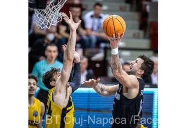 Baschet masculin: U-BT Cluj a pierdut meciul al doilea din sferturile Ligii Campionilor