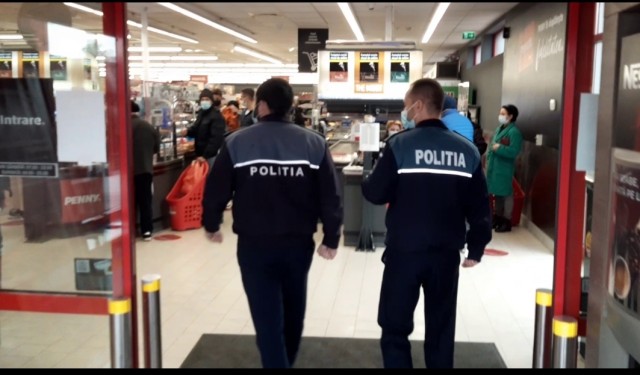 Polițiștii au efectuat controale la societăți comerciale