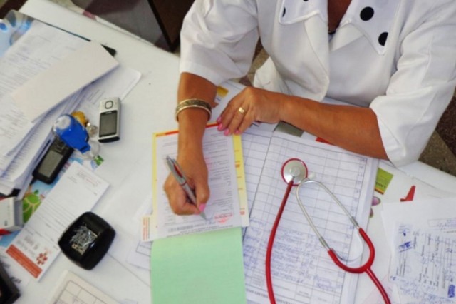 Legea privind acordarea concediilor medicale peste durata maximă stabilită, promulgată