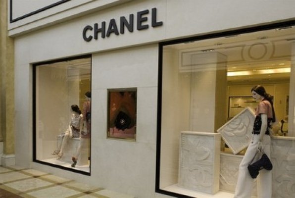 Chanel va deschide mai multe magazine în China