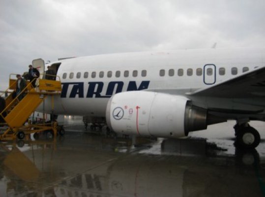 Un avion TAROM a fost lovit de fulger și a revenit pe aeroportul Otopeni 